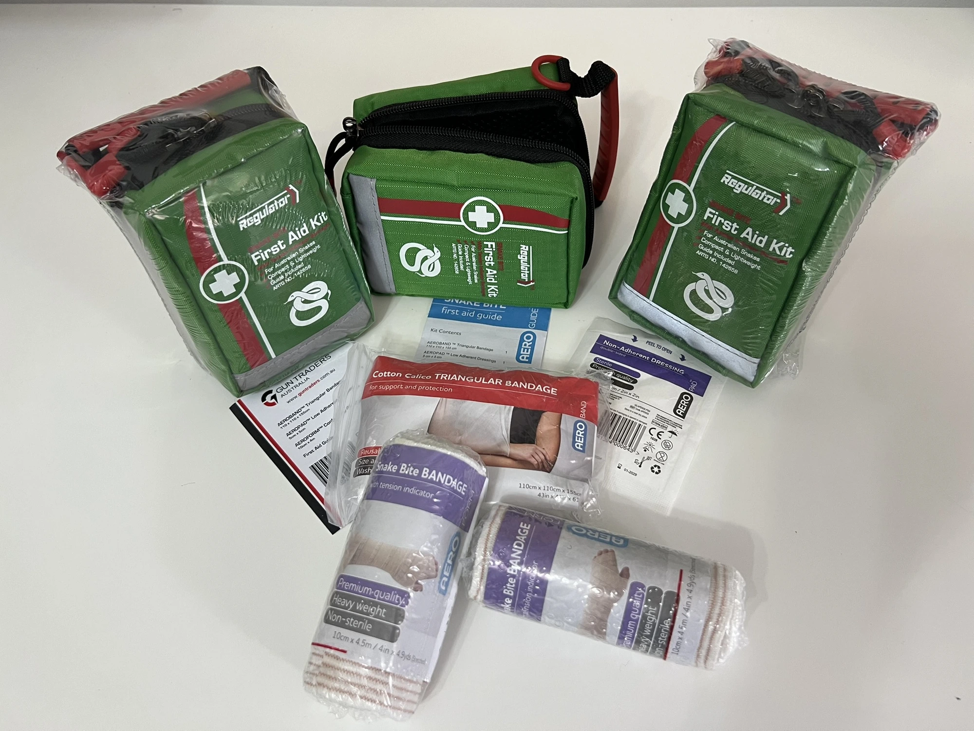 Snake bite kit included with the R-Licence bundle